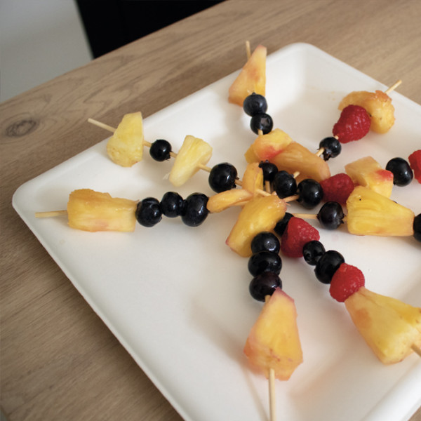 pique en bois pour petite brochette