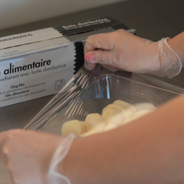 Boîte distributrice film étirable alimentaire 0,30 x 300 m