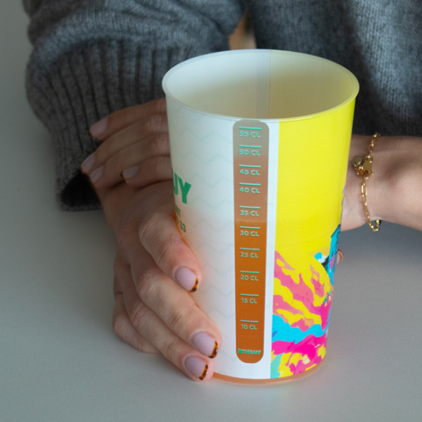 Gobelet en plastique type ecocup personnalisé avec jauge format 60 cL
