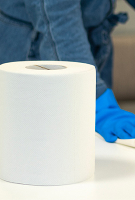Bobine de papier d'essuyage pour les professionnels