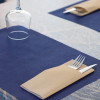 Set de table bleu marine 30x40cm en spunbond pour une décoration de table élégante.