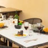 Nappe blanche en papier rectangle pour restaurant et terrasse