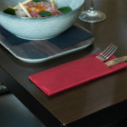 Serviette en soft aspect tissu bordeaux pliage kangourou 32 x 40